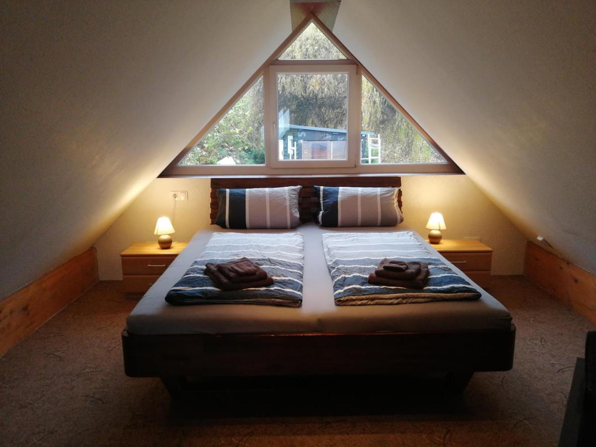 Ferienhaus Wernfels - Fraenk. Seenland 施帕尔特 外观 照片